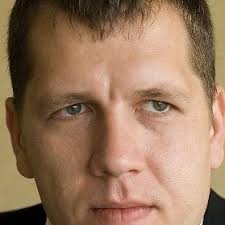 Today, after an unbroken 33-year career in the aviation industry, I find  myself at a loose end.