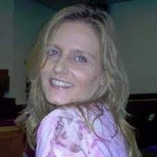 Lori Hiler's Instagram, Twitter & Facebook