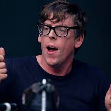 The guitars, strings, amps & pedals of the world's best artists