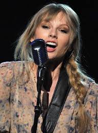 This type of braided hairstyles for perfectly suitable for girls with long hair and spades. 50 Best Hippie Hairstyles