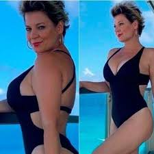 Check spelling or type a new query. Joice Hasselmann Vira Blogueira E Posta Antes E Depois De Maio