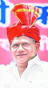 Yechury and Karat deployed to stem dissent