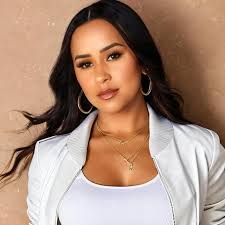 Aixa Lee Vega (@aixavegamusic) • Threads, Say more