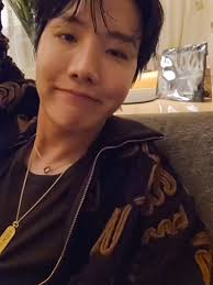 J Hope Smile Trend