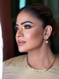 Gorgeous Ayesha Braine❤️ 💄 Salon Suranga Suranga Akash 🥻Luxury Batik