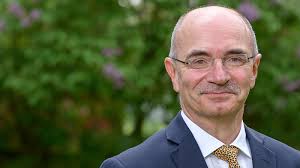 Traditional summer graduation atmosphere for virtual Cranfield graduates