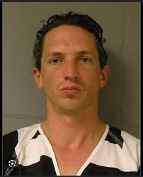 Just finished watching an episode talking about Israel Keyes. I can not  believe I've never heard of this guy before…truly a narcissist psychopath!