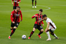 Das ist die aufstellung zur begegnung milan gegen cagliari am 10 şub 2019 im wettbewerb serie a. 90plus Milan Cagliari Fussball International Serios Kompakt