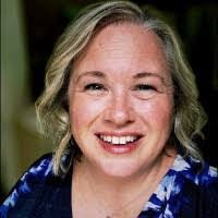 Kelly Wix's Instagram, Twitter & Facebook