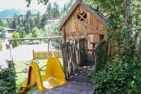 Free private parking and free wifi is available on site. Annas Garten Appartements Serfaus