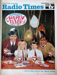 It starred jack warner as george dixon and was written by ted willis. Graeme Wood On Twitter Tv 16 12 67 Bbc1 12 45 Grandstand 5 15 Tom And Jerry 5 25 Doctor Who 5 50 News 6 0 Dee Time 6 45 The Monkees 7 10 Dixon Of Dock Green 7 55 Val Doonican Show 8 40 Film No Way Out 10 20 News 10 30 Match Of