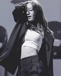 blue moon 宇宙少女台灣站さんはinstagramを利用しています my bo cr logo 우주소녀 보나 wjsn bona 宇宙少女 苞娜