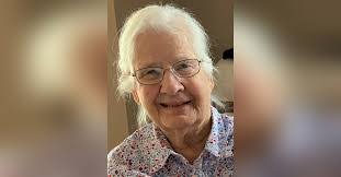 Emma Mast's Instagram, Twitter & Facebook