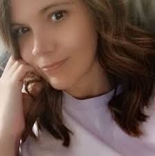 Brooke Renfroe's Instagram, Twitter & Facebook