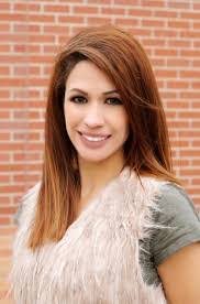 Cynthia Hopp's Instagram, Twitter & Facebook