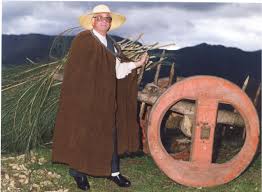 Capa De Burel Trajes Tradicional Tras Os Montes