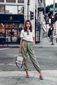 Black And White Cargo Pants Womens Why I Am Super Into Cargo Pants Right Now Vivaluxury Cargo Pants Women Outfit Fashion Cargo Pants Outfit
