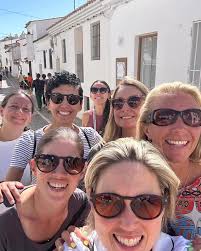 Emily Hare (@em_hare) • Instagram photos and videos