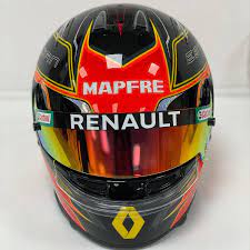 Pierre gasly and esteban ocon have clearly chosen the colours of their flag, while monegasque charles leclerc returns to his very first helmet design. Esteban Ocon On Twitter Very Proud To Show You My 2020 Helmet Designed By Me And My Friends We Are Coming Back To My Colors With Some New Addition Awesome Job