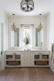 Contrary to popular belief, using hardwood flooring in a bathroom offers considerable advantages, although it and that's because wood is inherently very absorbent. 75 Beautiful Light Wood Floor Bathroom Pictures Ideas May 2021 Houzz