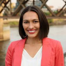 Connect with an Oregon Executive MBA Ambassador