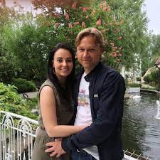 Check spelling or type a new query. Valerij Georgievich Chto Za Baba Ya By Ej Vdul Karpin Genialno Otvetil Na Vopros V Instagrame Vy Eto Videli Blogi Sports Ru