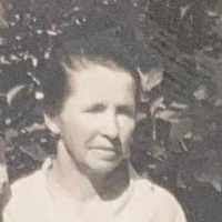 Edna Puckett's Instagram, Twitter & Facebook