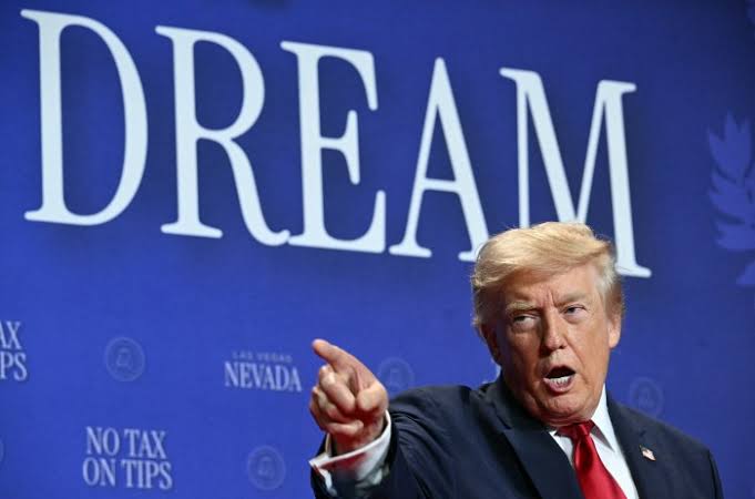 Trump discloses over 1,000 stock trades in June, including Berkshire Hathaway, Visa, and Mastercard; White House says he has no role in trading