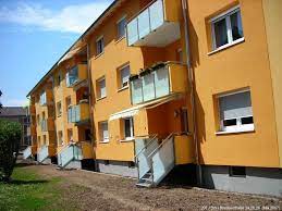 Schweinfurt liegt im kreis schweinfurt und ist in 15 stadtteile untergliedert. 4 Zimmer Wohnung Zu Vermieten Breslaustrasse 26 97424 Schweinfurt Bergl Mapio Net