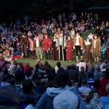 Seit 1990 ist das amphitheater im nordteil des englischen gartens angestammter spielort des münchner sommertheaters. Munchner Sommertheater Im Englischen Garten