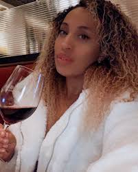 Simone Kettle Francis (@simone_thebusiness_plug) • Instagram photos and  videos