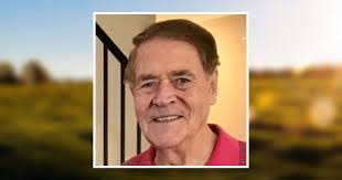 Caroline Bowles's Instagram, Twitter & Facebook