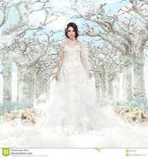 Check out amazing schneeflocke artwork on deviantart. Fantasie Ehestand Braut Im Weissen Kleid Uber Gefrorenen Winter Baumen Und Schneeflocken Stockbild Bild Von Kaukasisch Wald 36697685