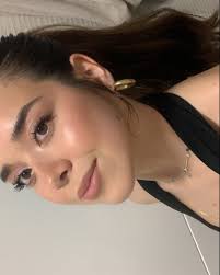 Elena Gil (@eleenagiil) • Instagram photos and videos