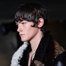 Presenting top spiky hairstyles for of all the spiky hairstyles, short spiky hair is one of the most timeless. Best Hairstyles From Men S Fashion Week Fall Winter 2020 To Rock Bowl Cuts Side Swept Bangs Buro 24 7 Singapore