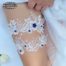 The garter toss is an integral a part of the wedding day, yet many women partake in this old wedding tradition without really understanding its history and. Kyunovia Sexy Lace 2pcs Set Wedding Garter Lace Embroidery Floral Sexy Garters For Women Bride Thigh Ring Bridal Leg Garter By29 Bridal Blets Aliexpress