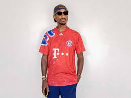 Juni auf und nicht erst zum jahresende. Pharrell Williams Musikstar Designt Trikots Fur Fc Bayern Munchen Unterhaltung Stuttgarter Nachrichten