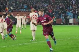 Alexander sörloth golleri̇ trabzonspor 2020 king of the north.gol sevinci i̇yi olan en i̇yi 11. Trabzonspor On Twitter Sorloth Un Golunun Ardindan Takimimizin Yasadigi Gol Sevinci Asorloth