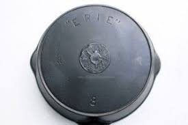 The Spider Skillet Is One Of The Most If Not The Most Collectible Of Griswold Cast Iron Cook Griswold Cast Iron Antique Cast Iron Skillet Cast Iron Skillet