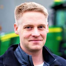 Colin Hurd's Instagram, Twitter & Facebook