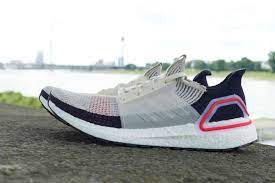 After countless trials and hundreds of iterations, the boost midsole was launched in 2013. Test Adidas Ultraboost Bunert Online Shop