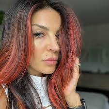 Veronica Ridge's Instagram, Twitter & Facebook