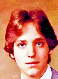 Thomas Bott's Instagram, Twitter & Facebook