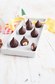 Pralinen Mit Salzbutterkaramell Rezept Franzosisch Kochen Franzosisch Kochen Leckere Gerichte Franzosische Desserts
