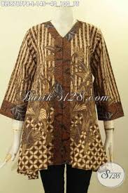 Mereka sangat memperhatikan penampilan mereka. Baju Batik Atasan Wanita Kantor Yang Menunjang Penampilan Lebih Sempurna Hanya 100 Ribuan Blouse Batik Model Kutubaru Lengan 7 8 Bahan Adem Motif Bagus Proses Printing Cabut Bls8767pb L Toko Batik Online 2021