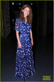 Melissa Benoist Makes Broadway Debut In Beautiful The Carole King Musical Beautiful Carole King Fashion Girl Fashion