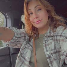 Love you K and Lauren Babic 🖤