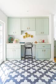4848ranchitoweb Blacklacquer Rauch 5745 Green Kitchen Cabinets Kitchen Inspiration Design Kitchen Flooring