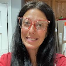 So many new faces here so how about an intro! ⭐️My name is Kim