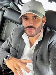 Photo by Alfredo Rios El Komander (@soyelkomander1) · October 3, 2025